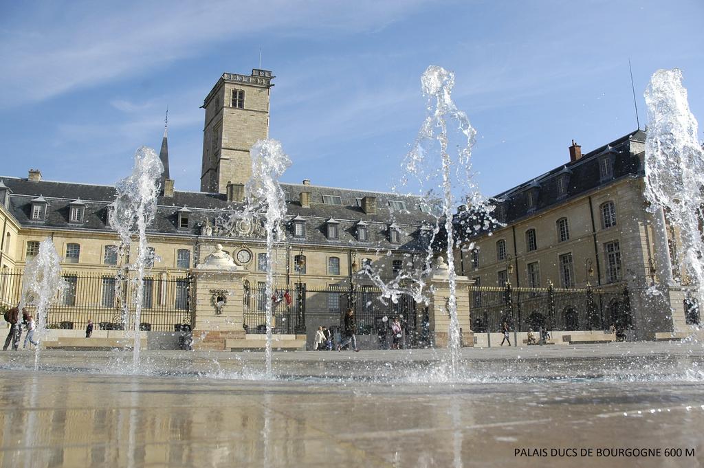 Hotel Montchapet Dijon Centre Dış mekan fotoğraf